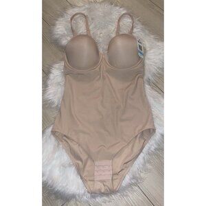 Wacoal Womens Red Carpet Strapless Shaping Bodybriefer UW 801219 36C Beige New